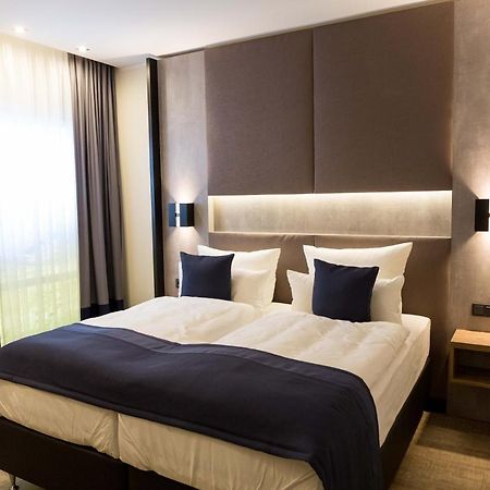 Sky Hotel Клоппенбург Экстерьер фото