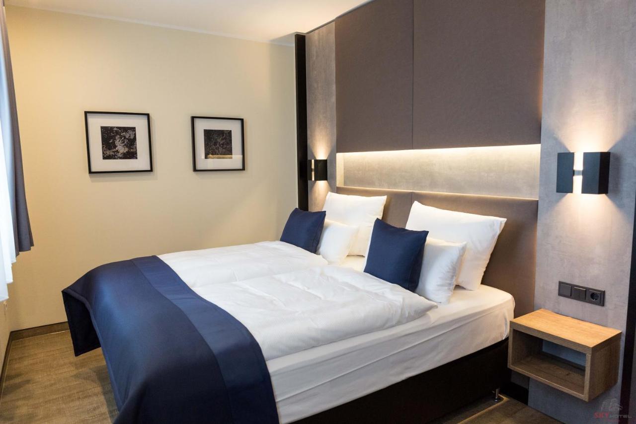 Sky Hotel Клоппенбург Экстерьер фото
