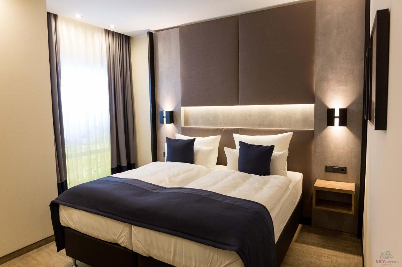 Sky Hotel Клоппенбург Экстерьер фото