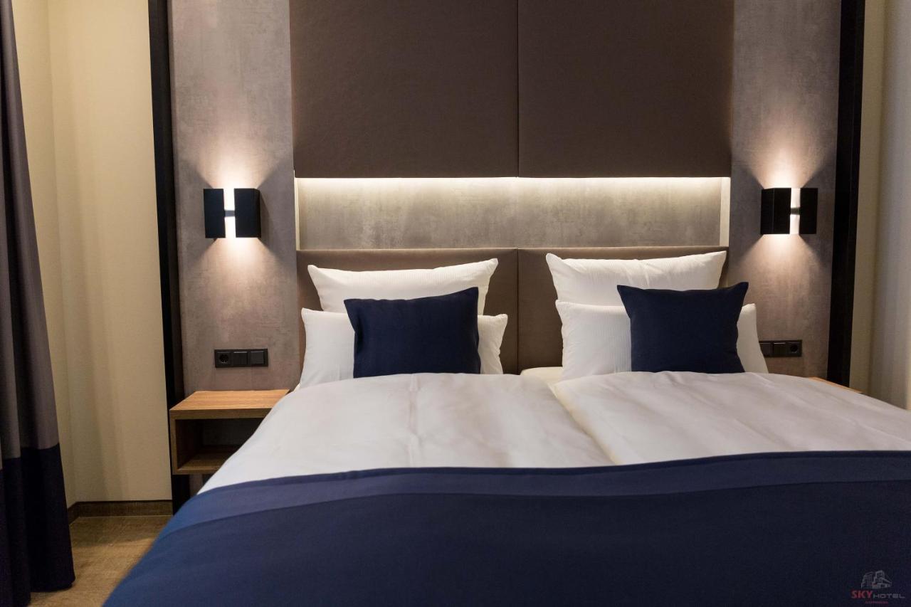Sky Hotel Клоппенбург Экстерьер фото